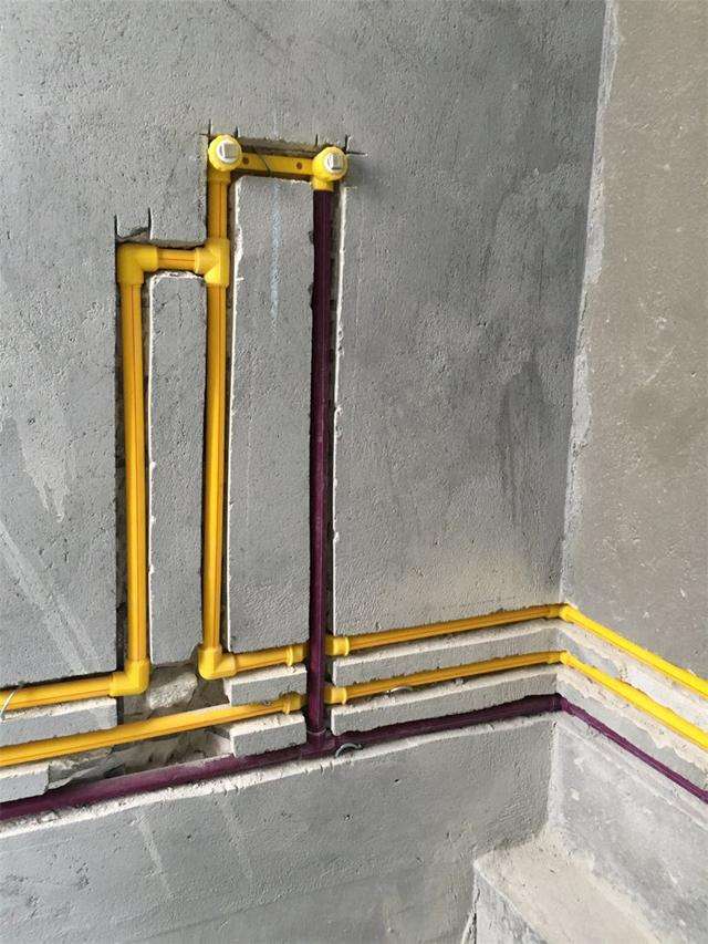 誰有回水管現(xiàn)場安裝圖？只需看這2個位置即可！