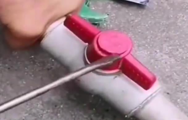 球閥扳手轉(zhuǎn)軸處漏水怎么修？5張大圖帶你輕松搞定！