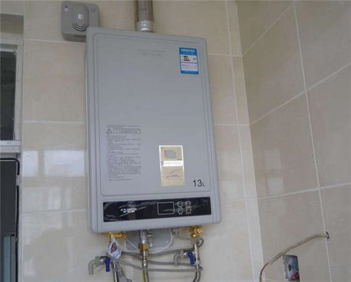 回水式燃氣熱水器很費氣嗎？目前循環(huán)熱水的模式有哪些？