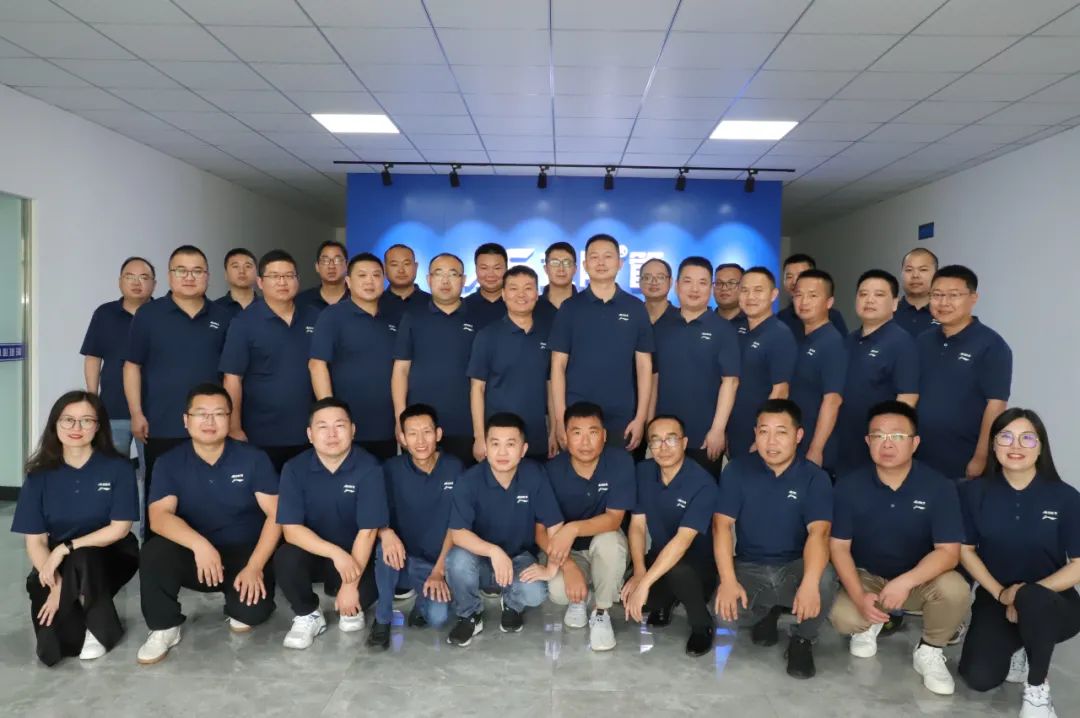 聚焦市場，渠道賦能 |《2023年龍勝管半年度總結(jié)會議》圓滿舉辦！